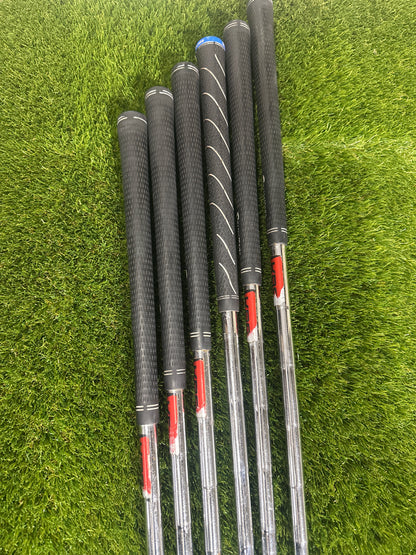TaylorMade R11 5-PW Irons