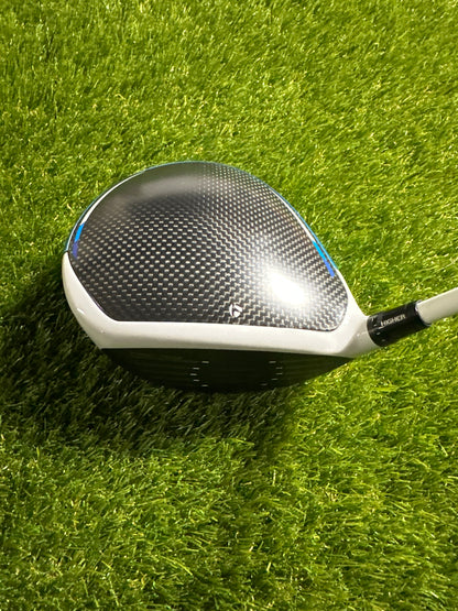 TaylorMade Sim 2 9 Driver