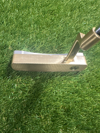 Smithworks Rena 32.5" Putter