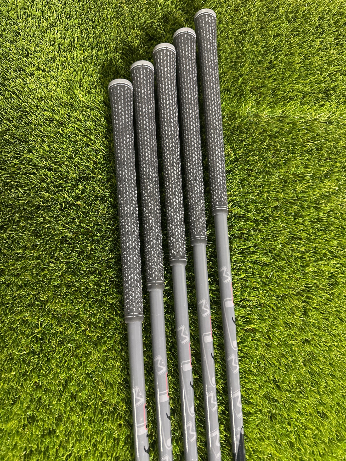 Cleveland Launcher UHX 6-PW Irons