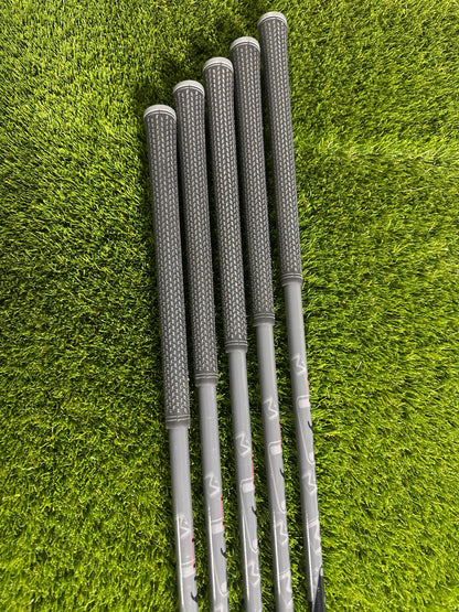 Cleveland Launcher UHX 6-PW Irons