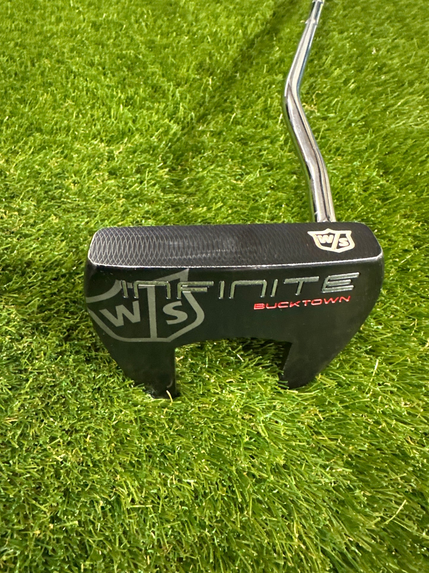 Wilson Infinite Bucktown 34" Putter