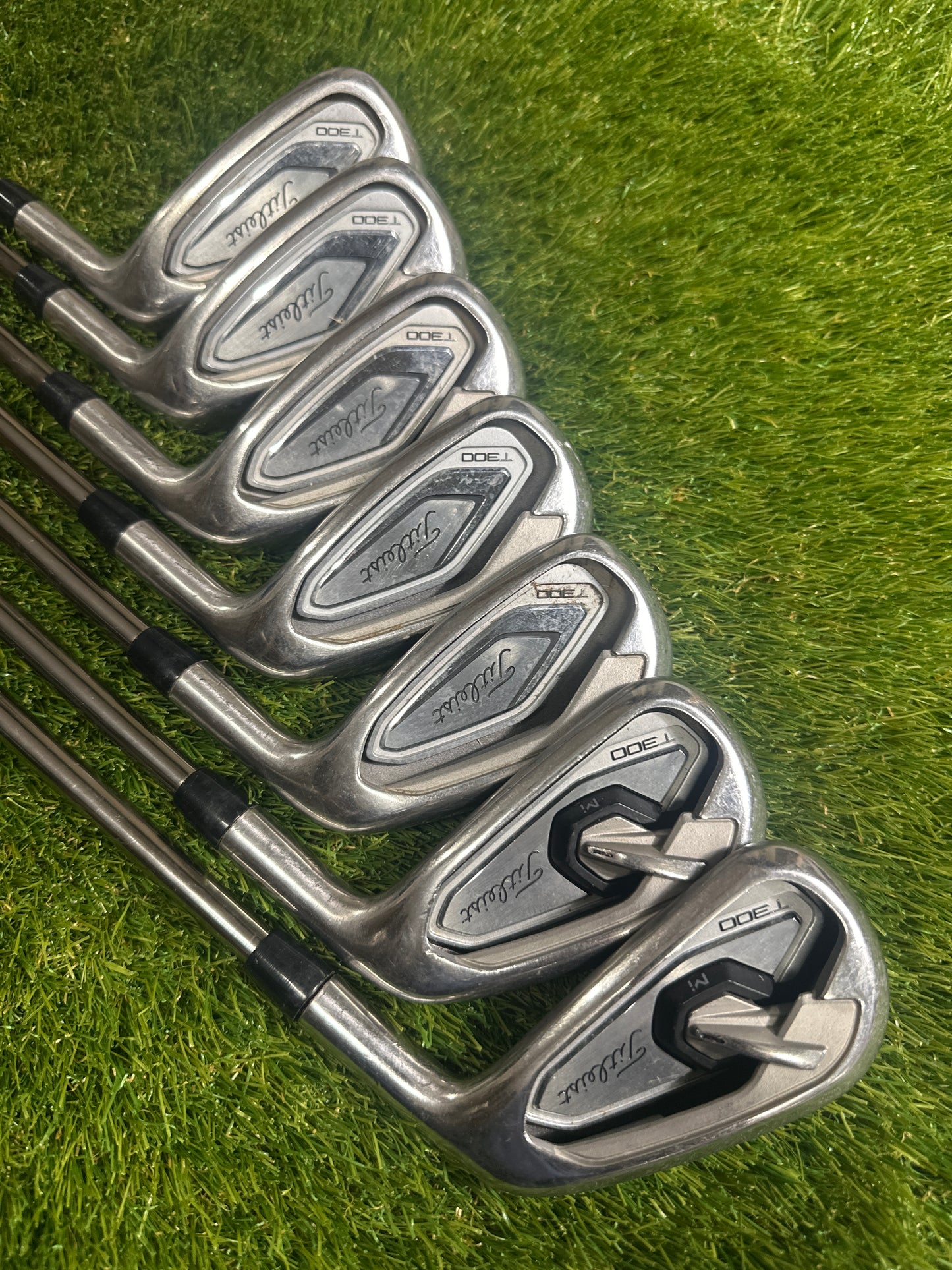 Titleist T300 6-53W Irons