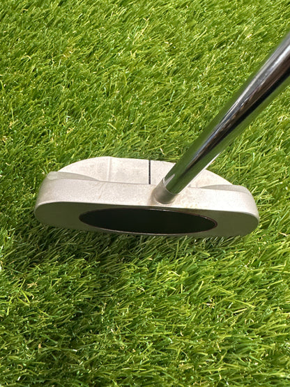 Wilson Deep Red 34.5" Putter
