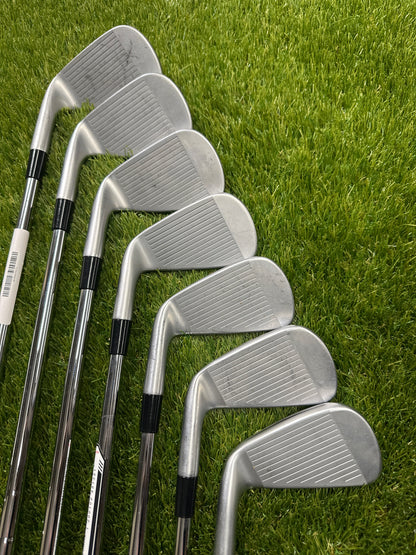 TaylorMade P790 4-PW Irons