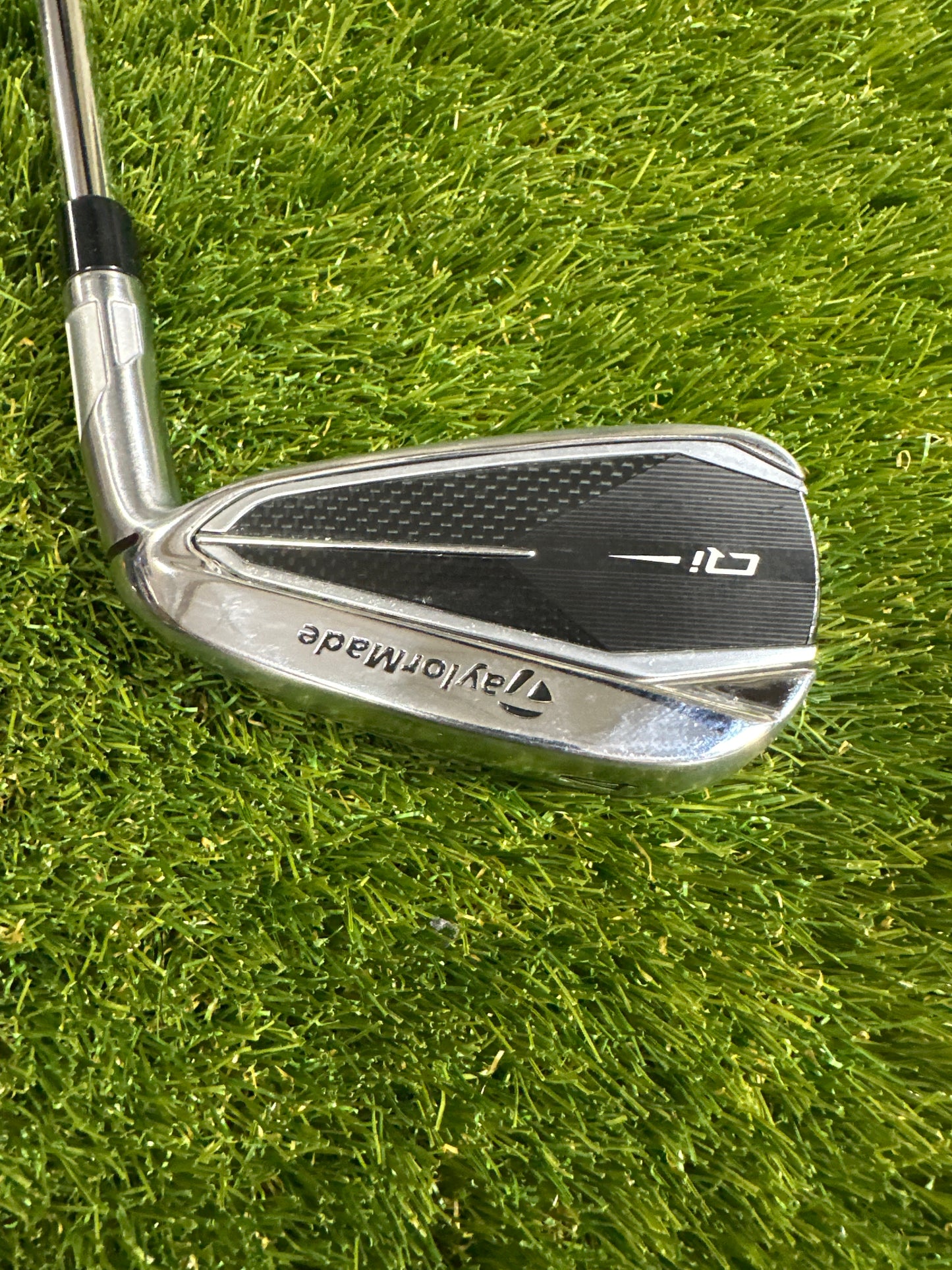 TaylorMade Qi 4 Iron