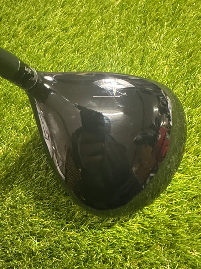 Titleist TSR2 9 Driver