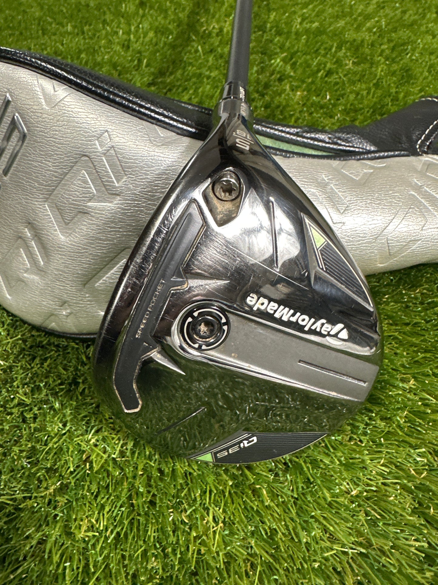 TaylorMade Qi35 5/18 FWY