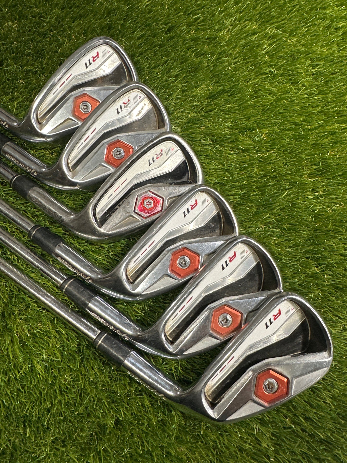 TaylorMade R11 5-PW Irons