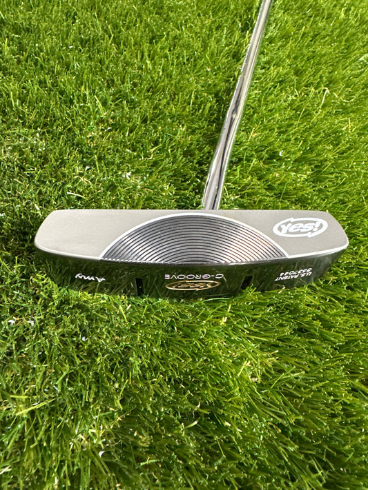Yes C Groove Amy 35" Putter