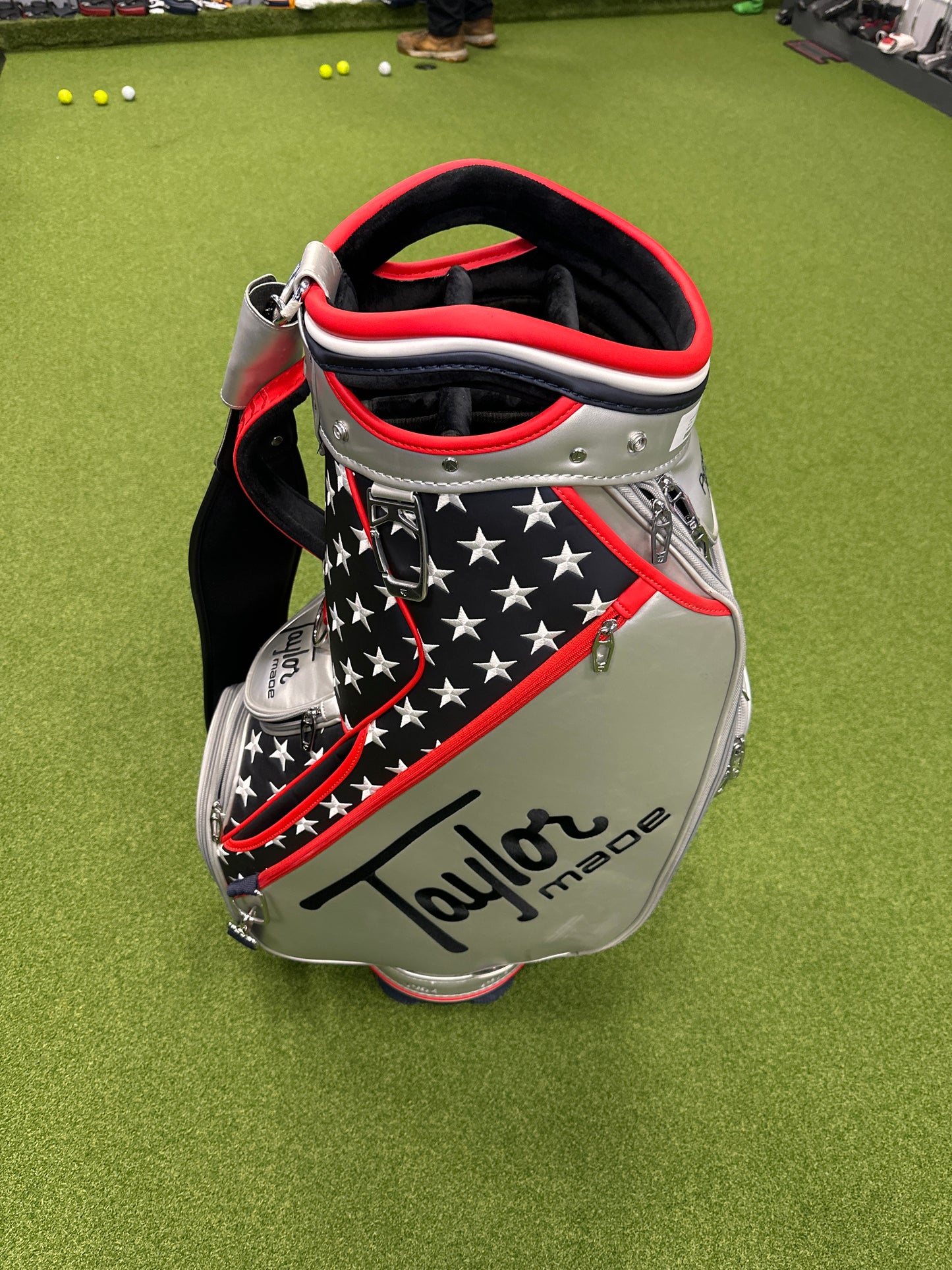 TaylorMade Pittsburgh Persimmon Tour Bag
