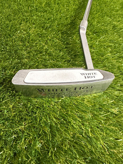 Odyssey White Hot 6 Long Neck 35" Putter