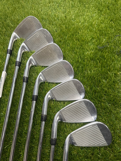 Cobra King F7 5-SW Irons