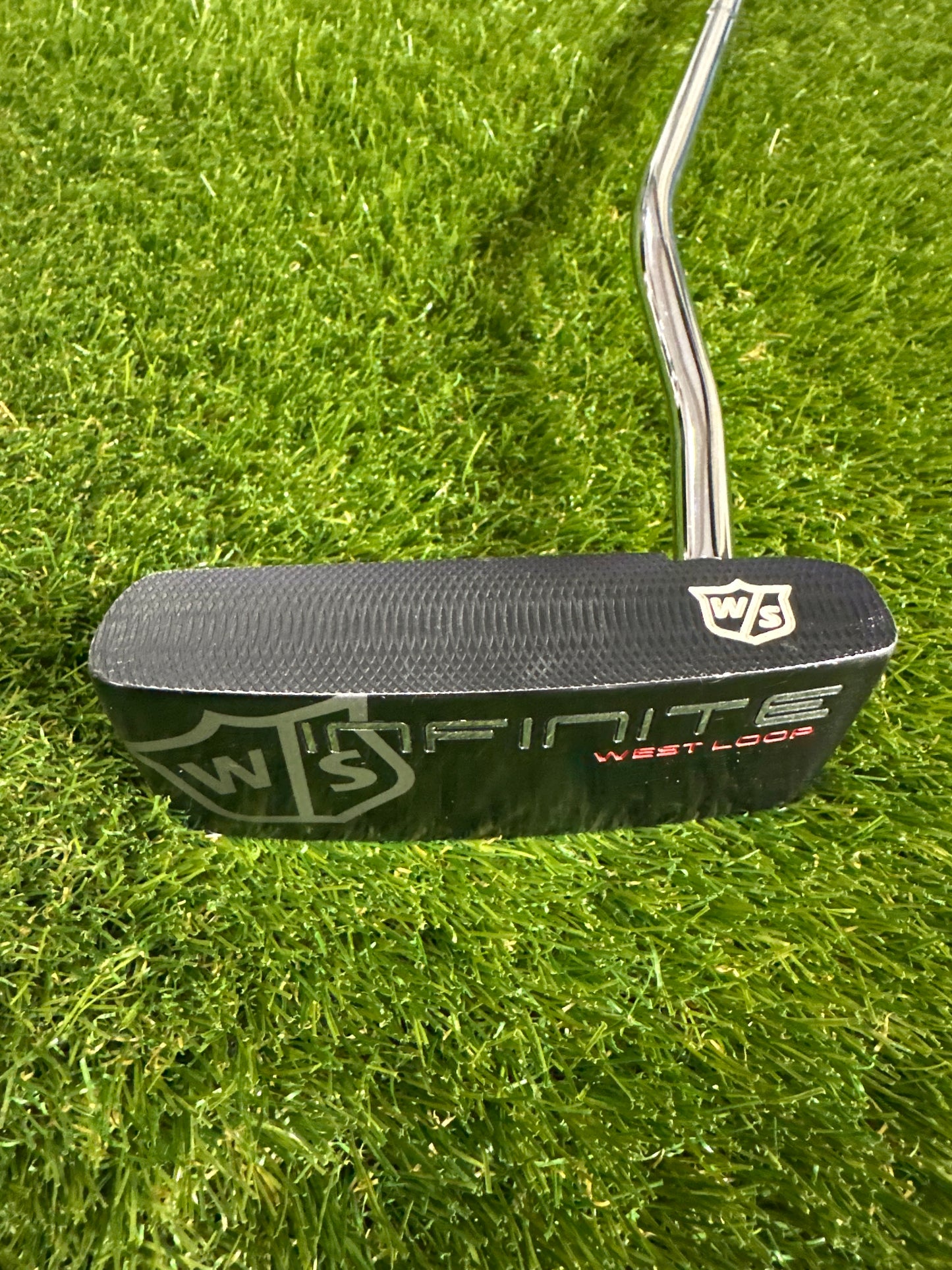 Wilson Infinite West Loop 34" Putter