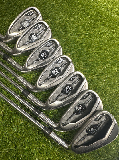 Lynx Black Cat 5-SW Irons