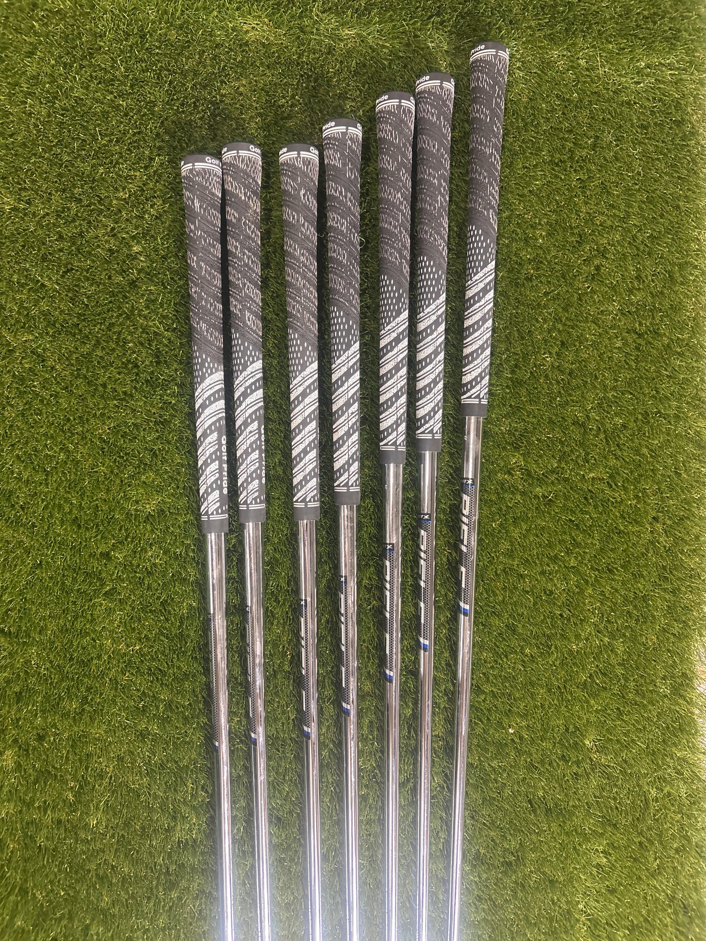 Callaway Rogue ST Pro 4-PW Irons