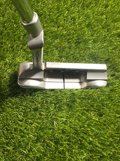 Scotty Cameron Select Newport 35" Putter