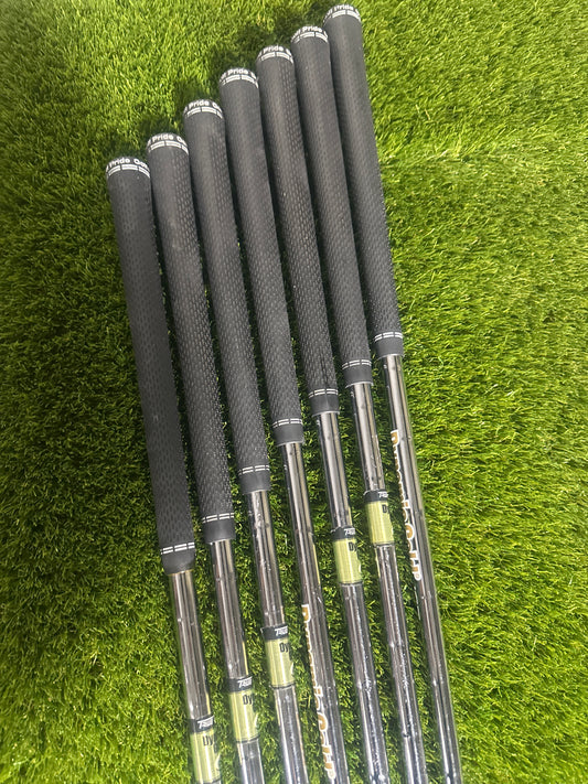 Mizuno JPX 800 Pro 4-52W Irons