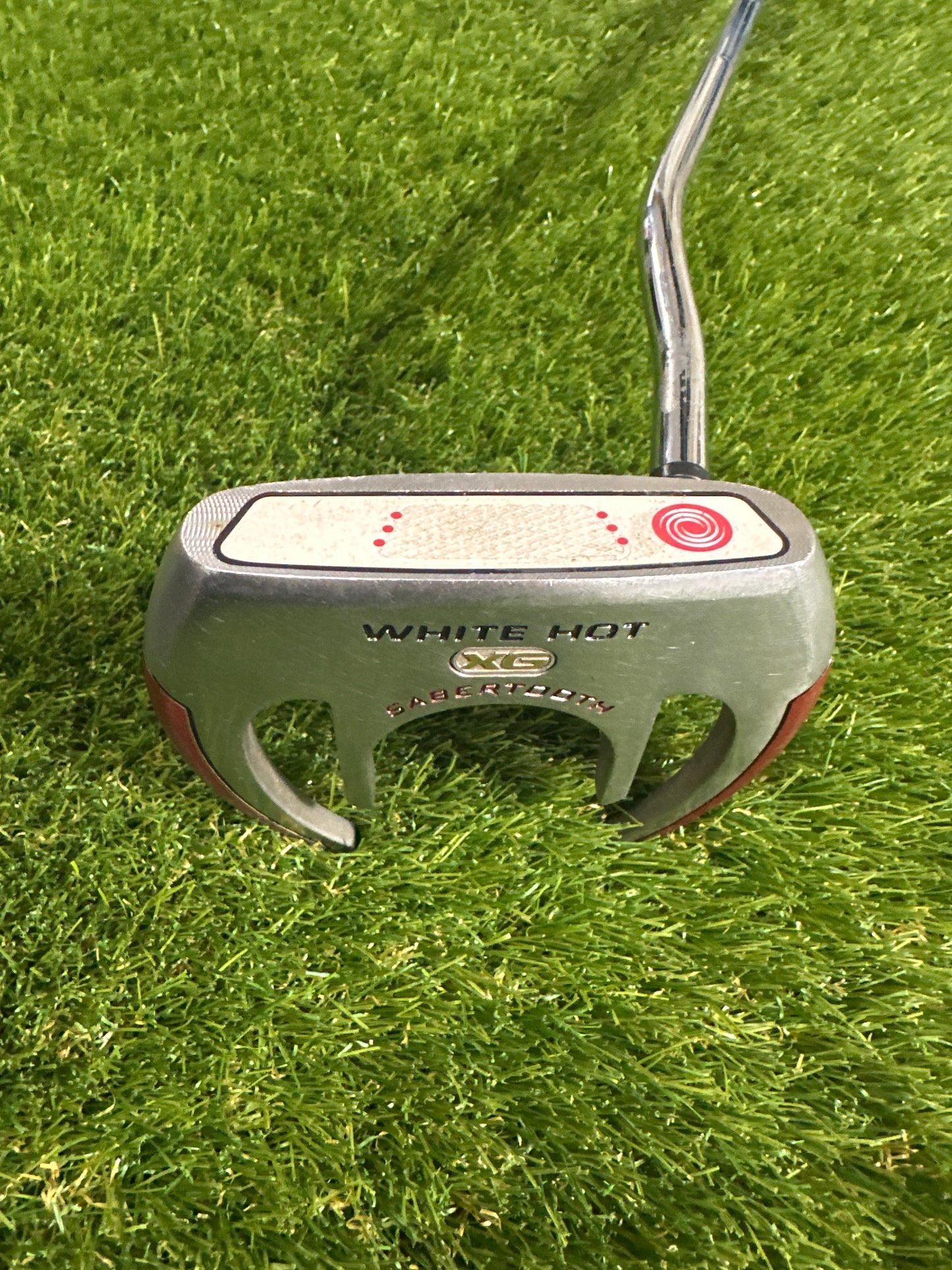 Odyssey White Hot XG Sabertooth 32" Putter