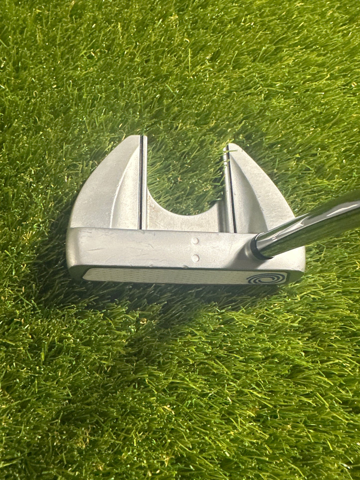 Odyssey White Hot RX V Line Fang 34" Putter