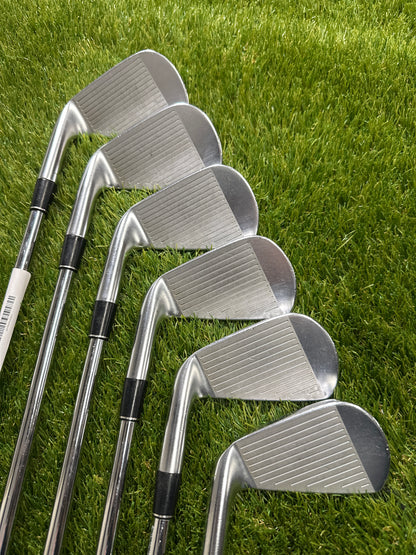Srixon ZX7 5-PW Irons
