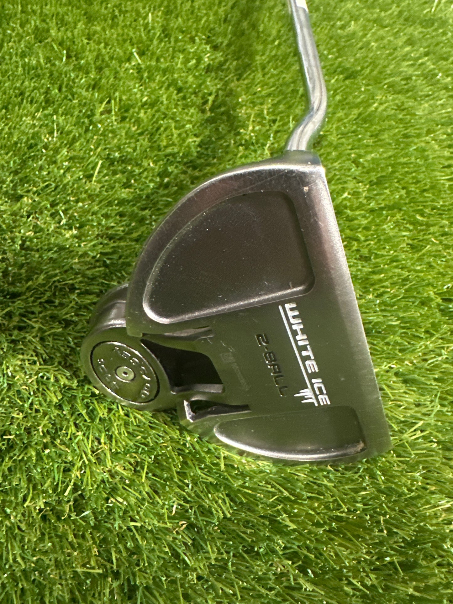 Odyssey White Ice 2Ball 34" Putter