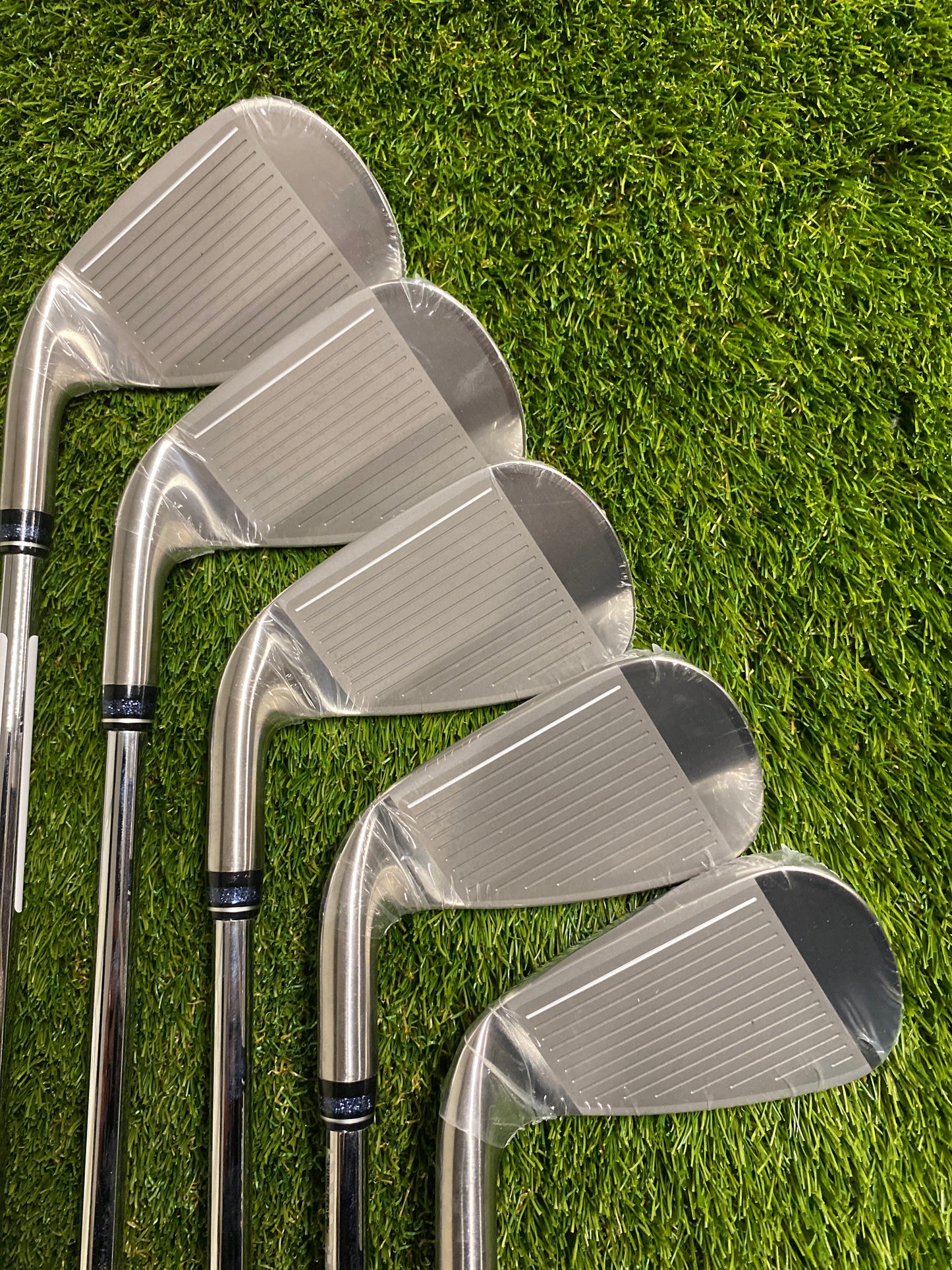 XXIO Irons 6-PW