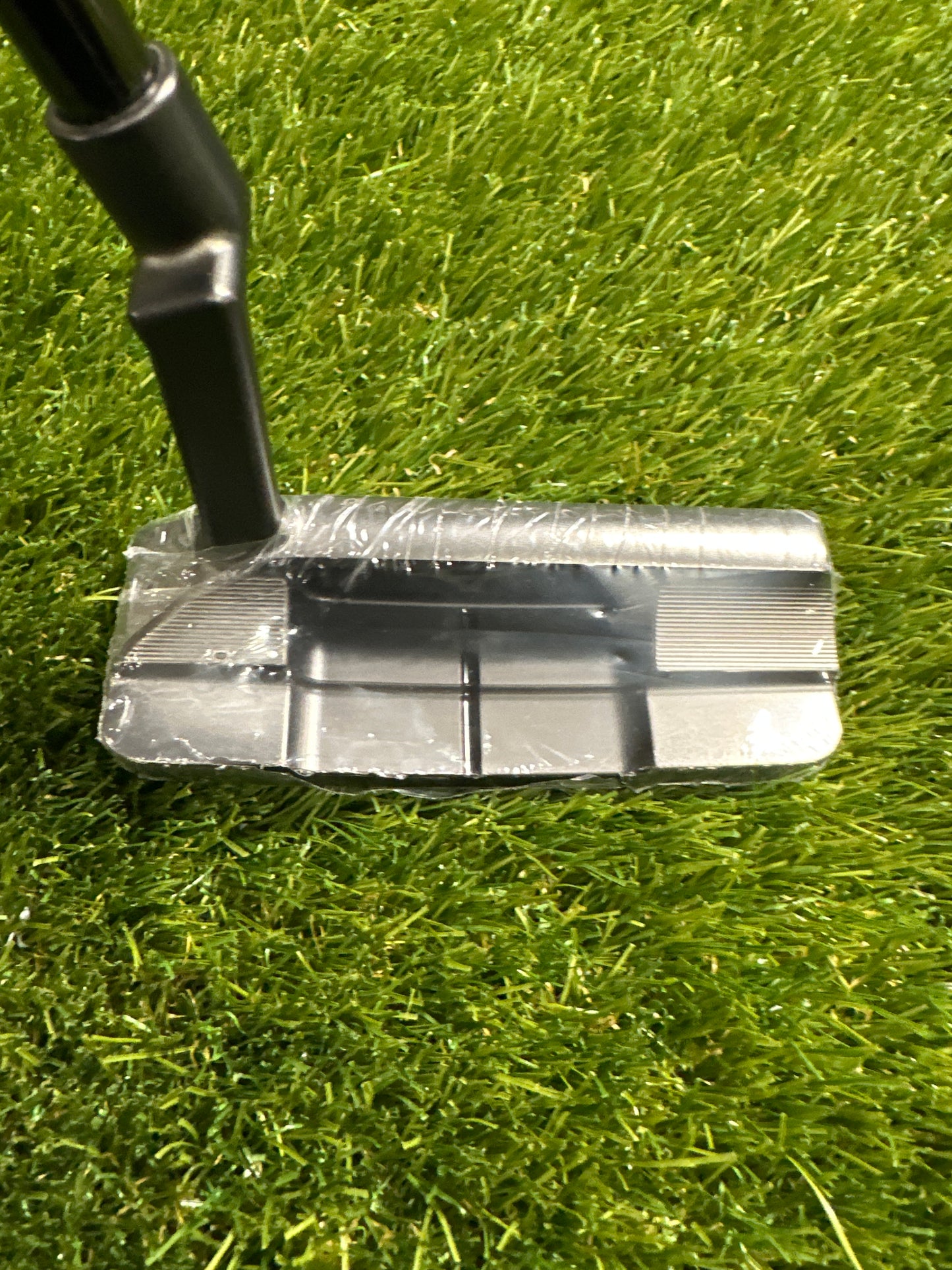 Mizuno MCraft OMOI 4 Black 35" Putter
