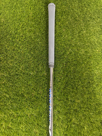Titleist TMB 718 2 Iron