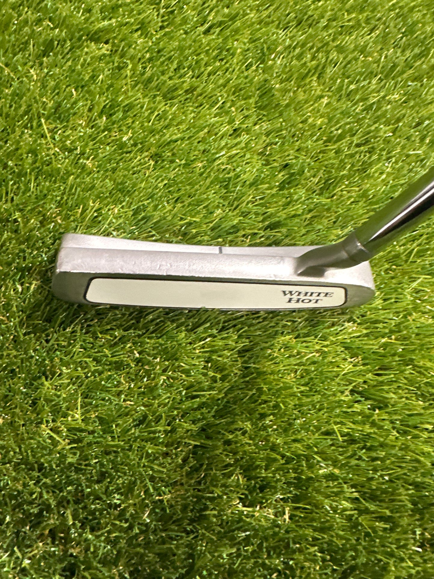 Odyssey White Hot 2 34" Putter