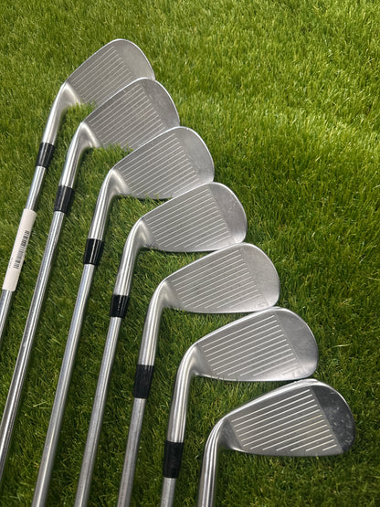 Mizuno JPX 923 Hot Metal 5-GW Irons