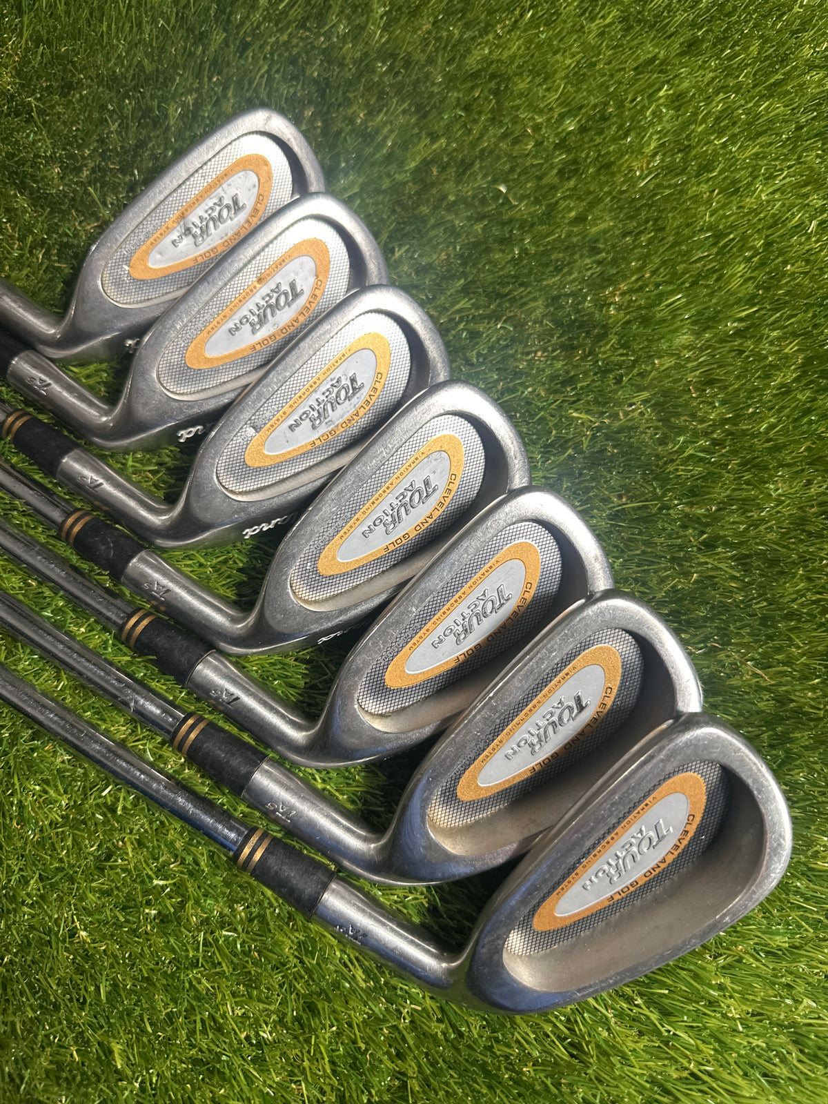 Cleveland Tour Action 4-PW Irons