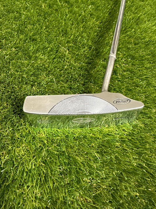 Yes C Groove Robin 34" Putter