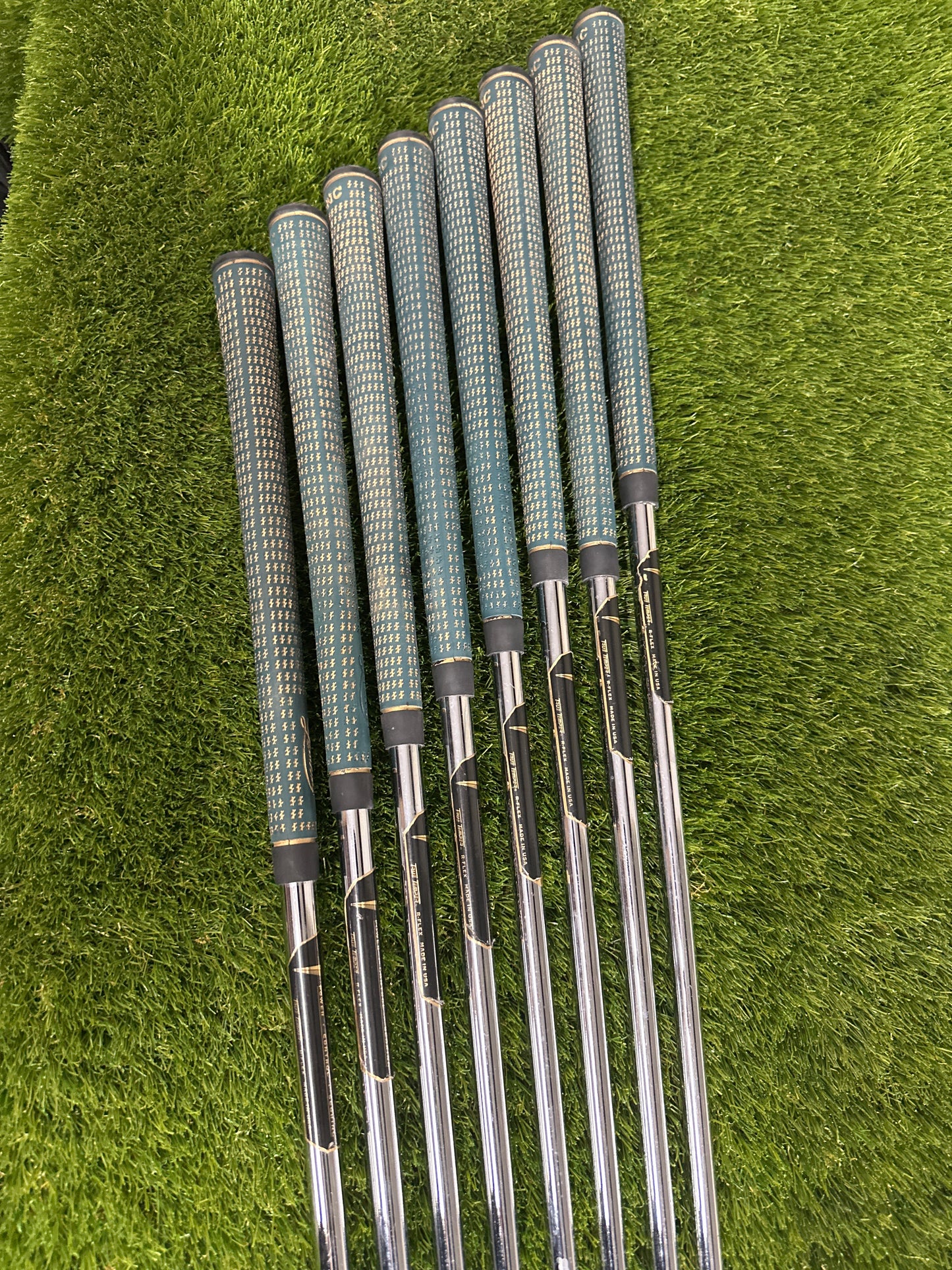 Snake Eyes DC01 3-PW Irons