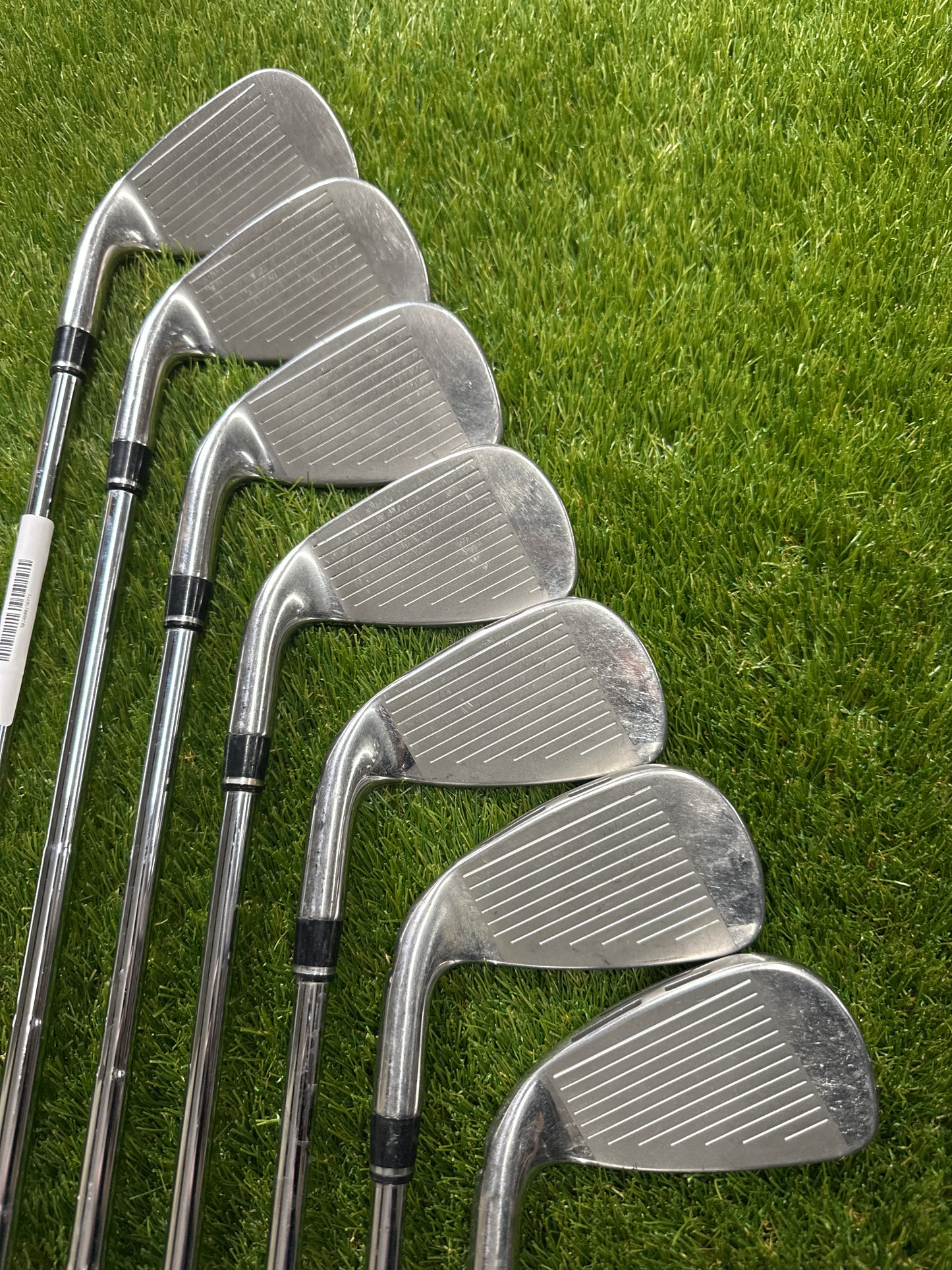 Wilson D9 4-PW Irons