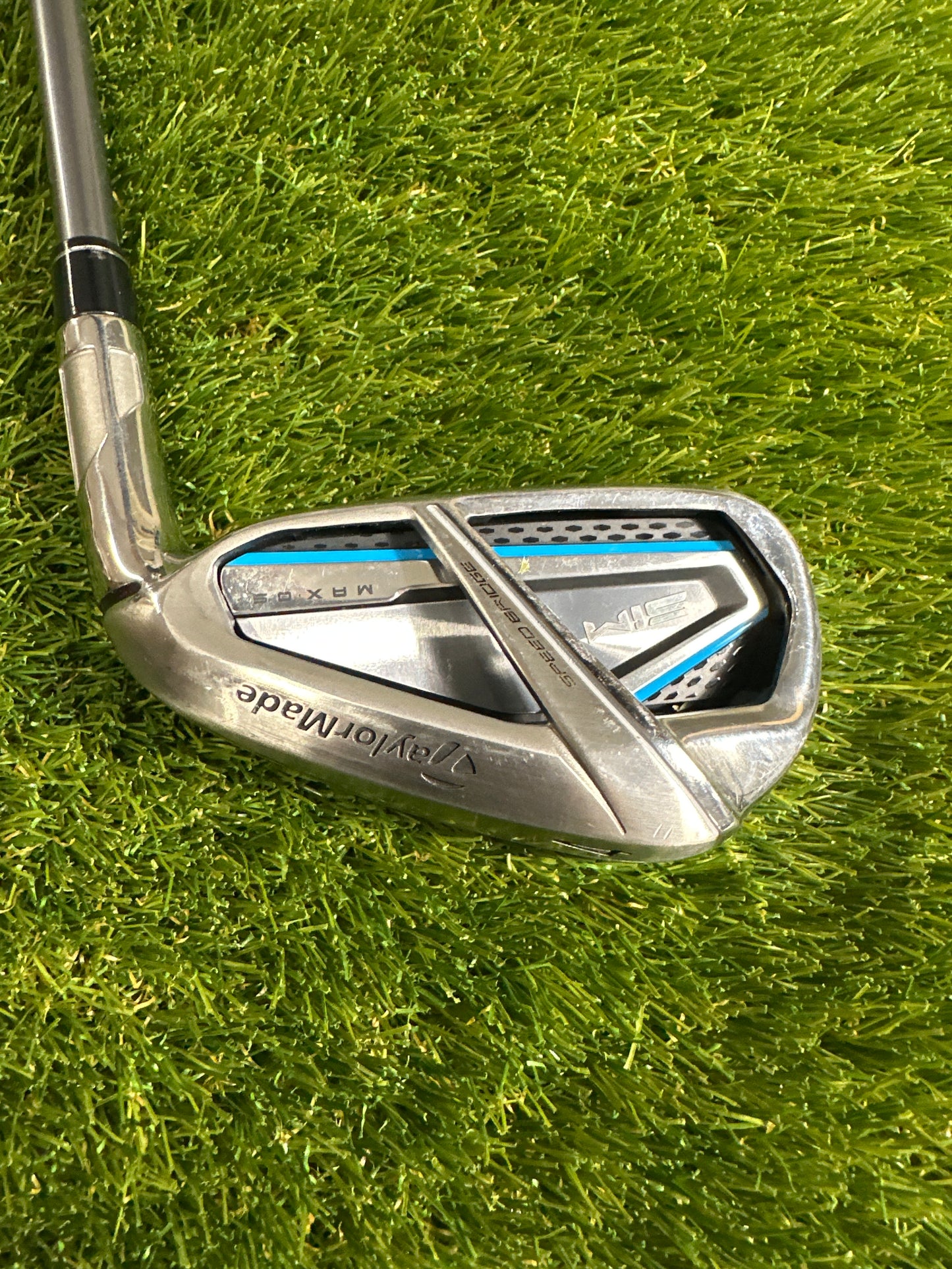 TaylorMade Sim Max OS 4 Iron