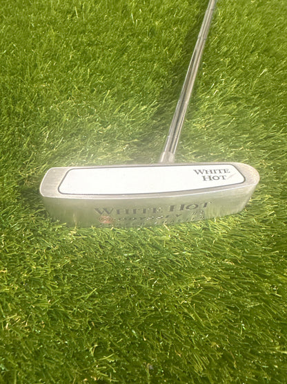 Odyssey White Hot 2 35" Putter