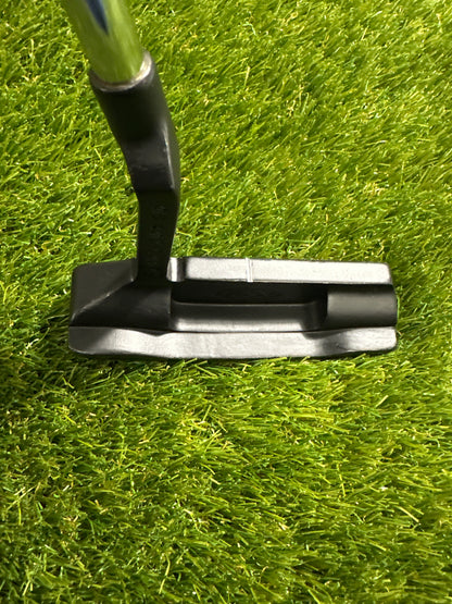 Yes Callie 33" Putter