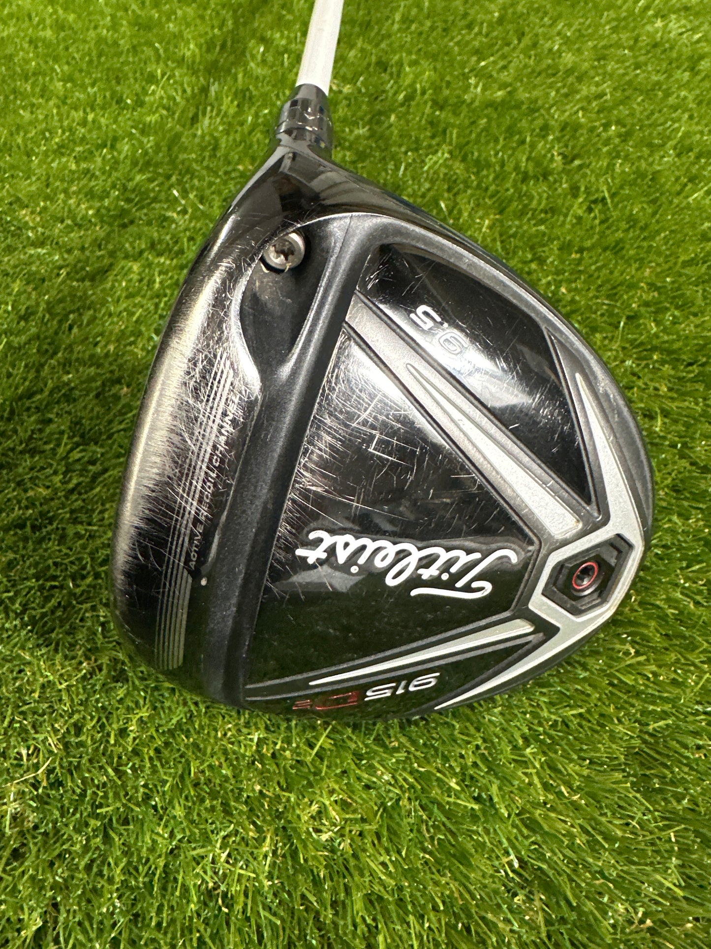 Titleist 915D2 9.5 Driver