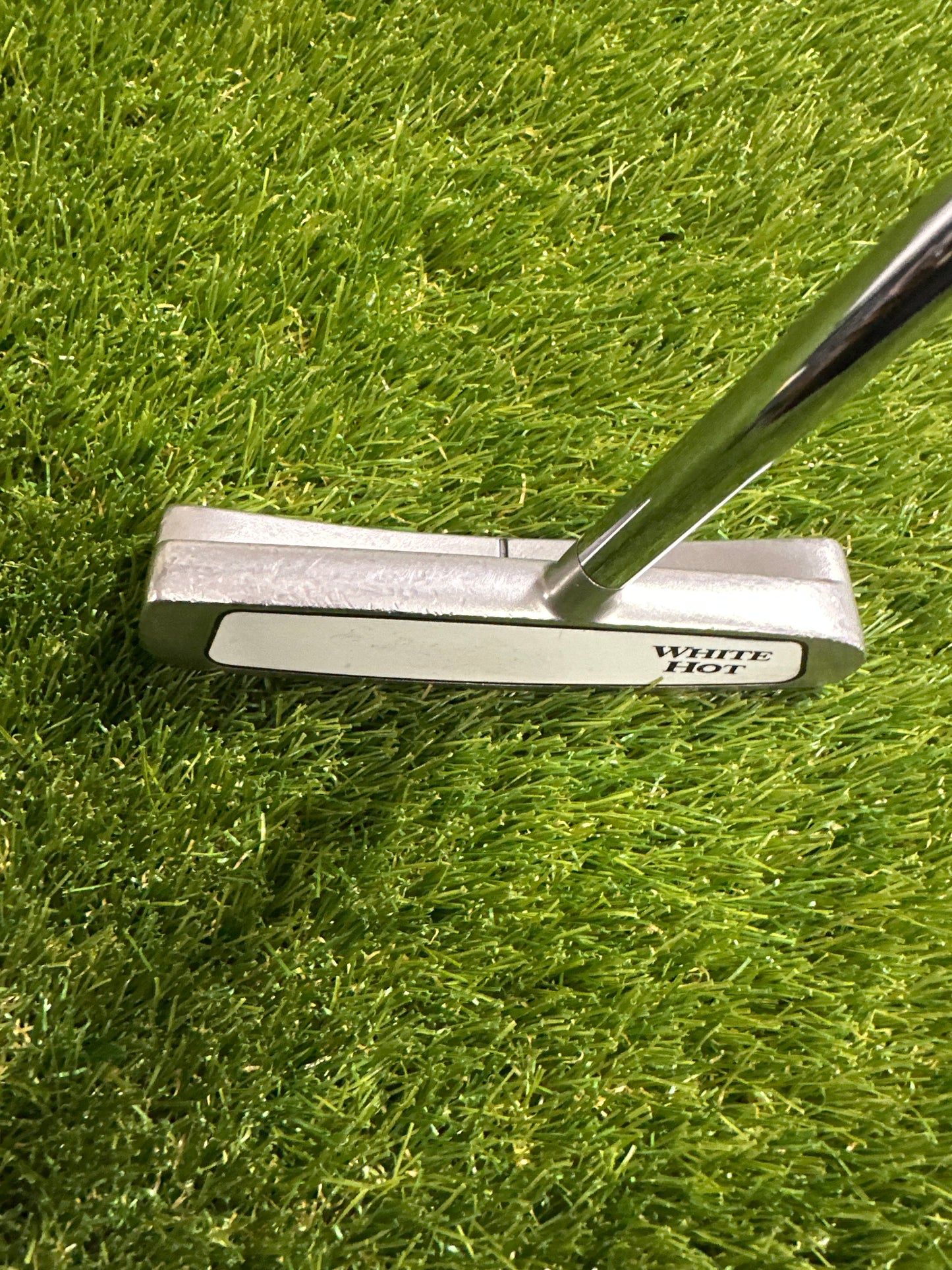 Odyssey White Hot 2 34" Putter