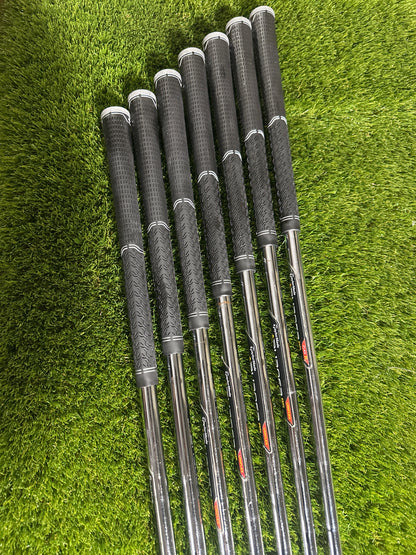 TaylorMade Burner 4-PW Irons