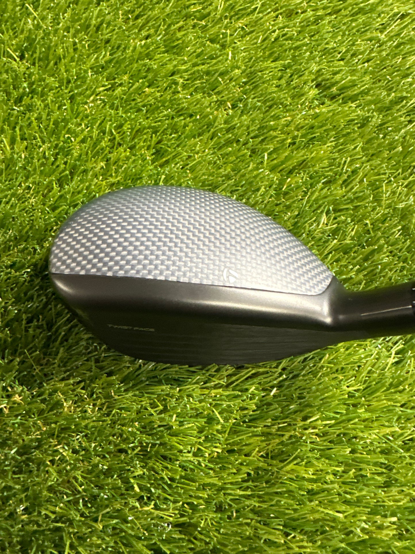 TaylorMade Qi35 4/22 HYB