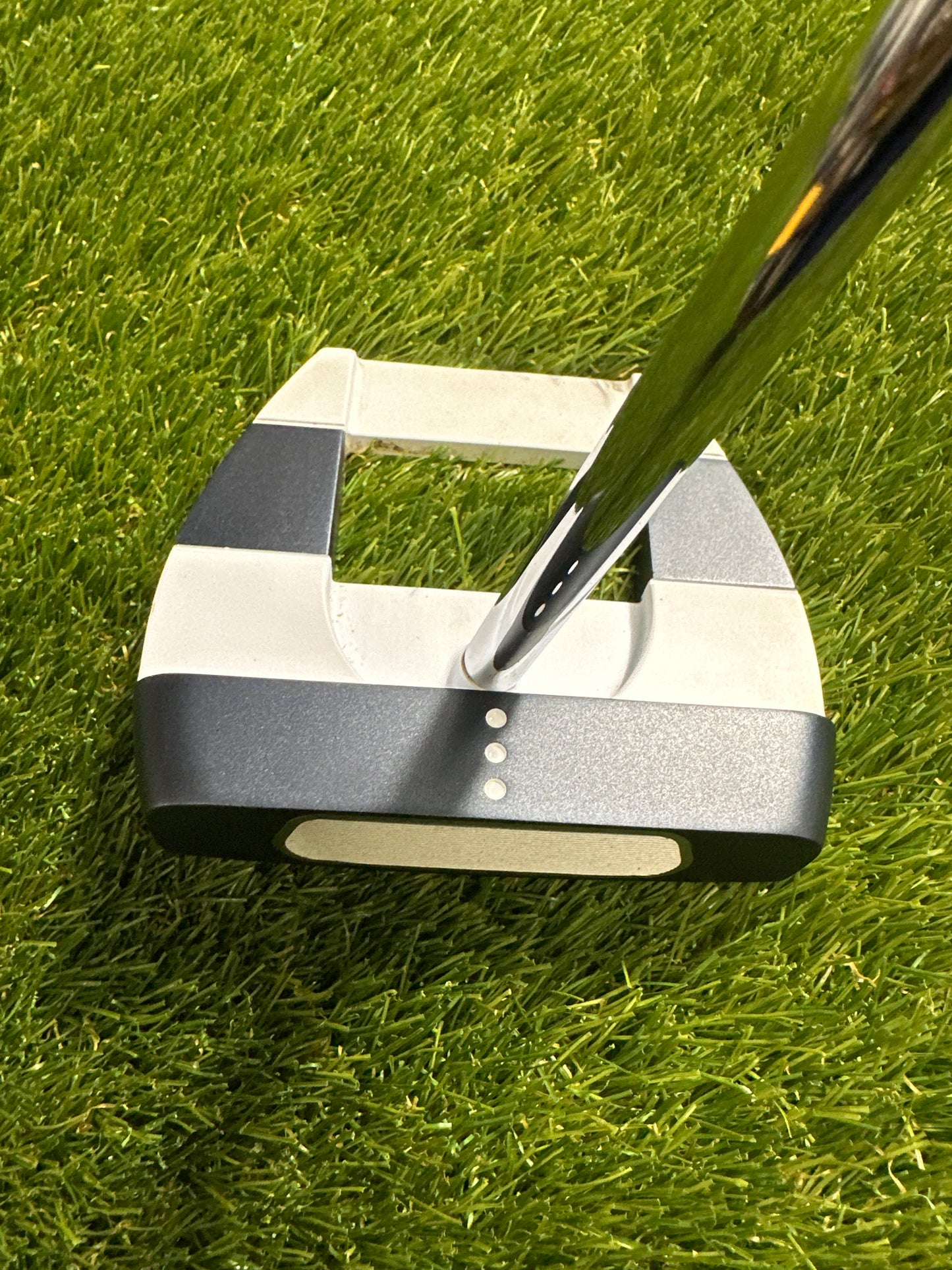Odyssey Ai Square 2 Square Jailbird Broomstick 47" Putter