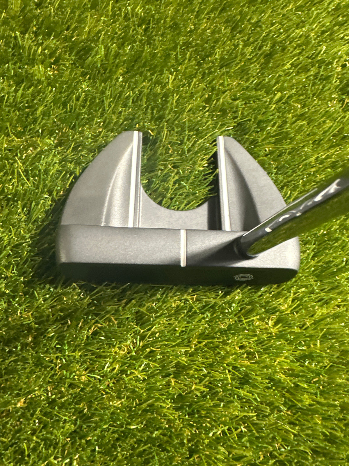 Odyssey DFX V Line Fang 34" Putter
