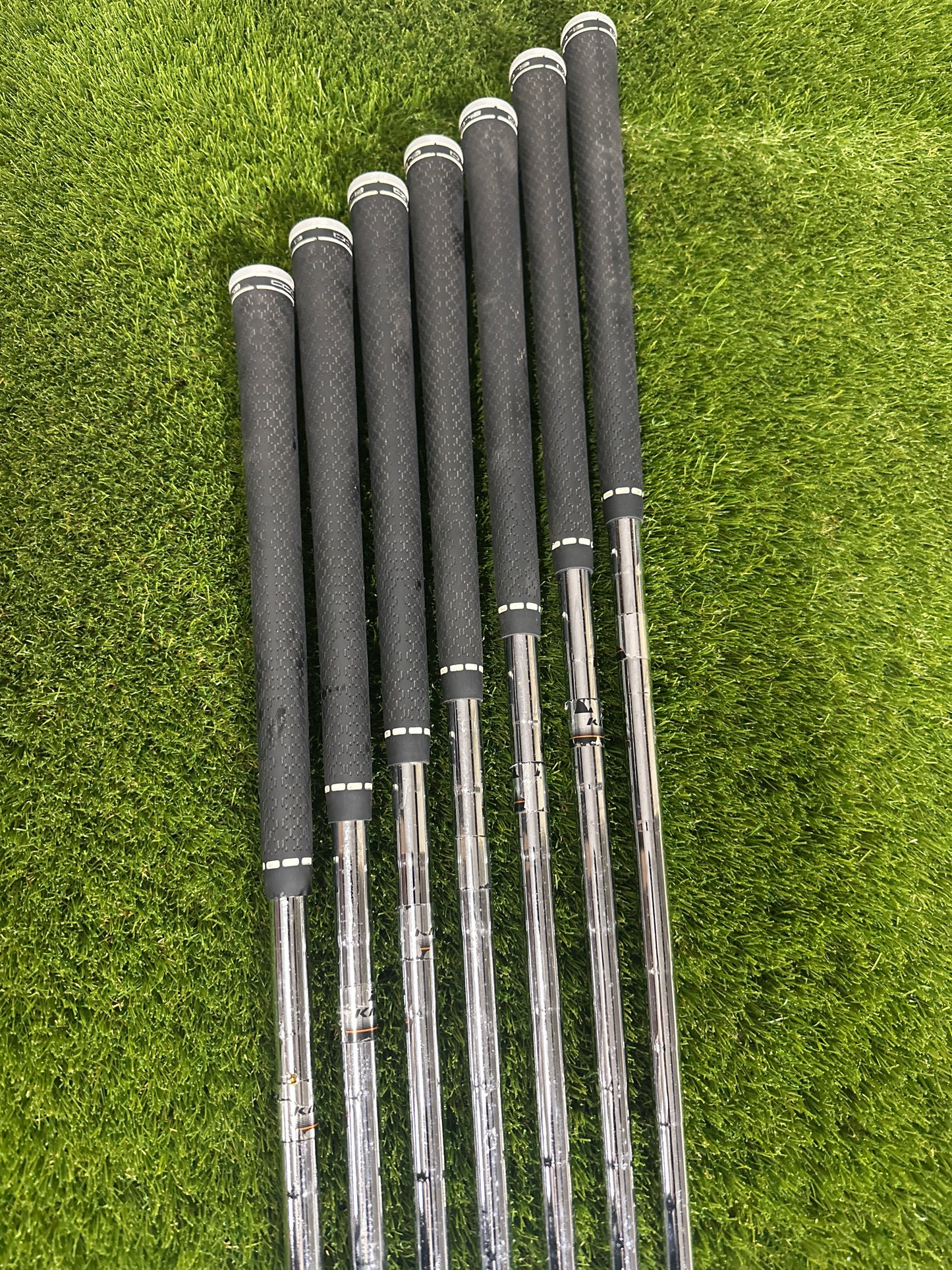 Cobra King F7 5-SW Irons