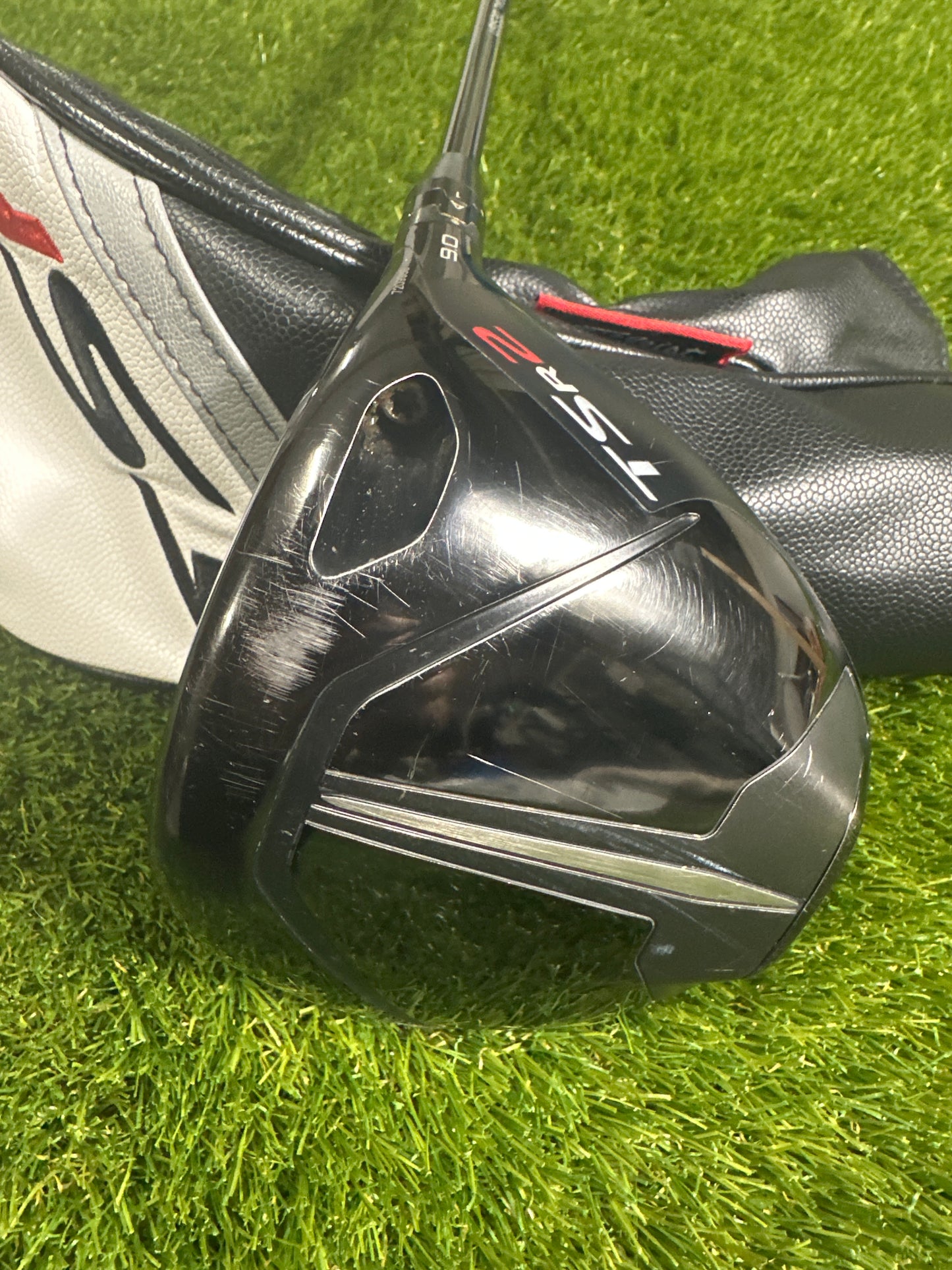 Titleist TSR2 9 Driver