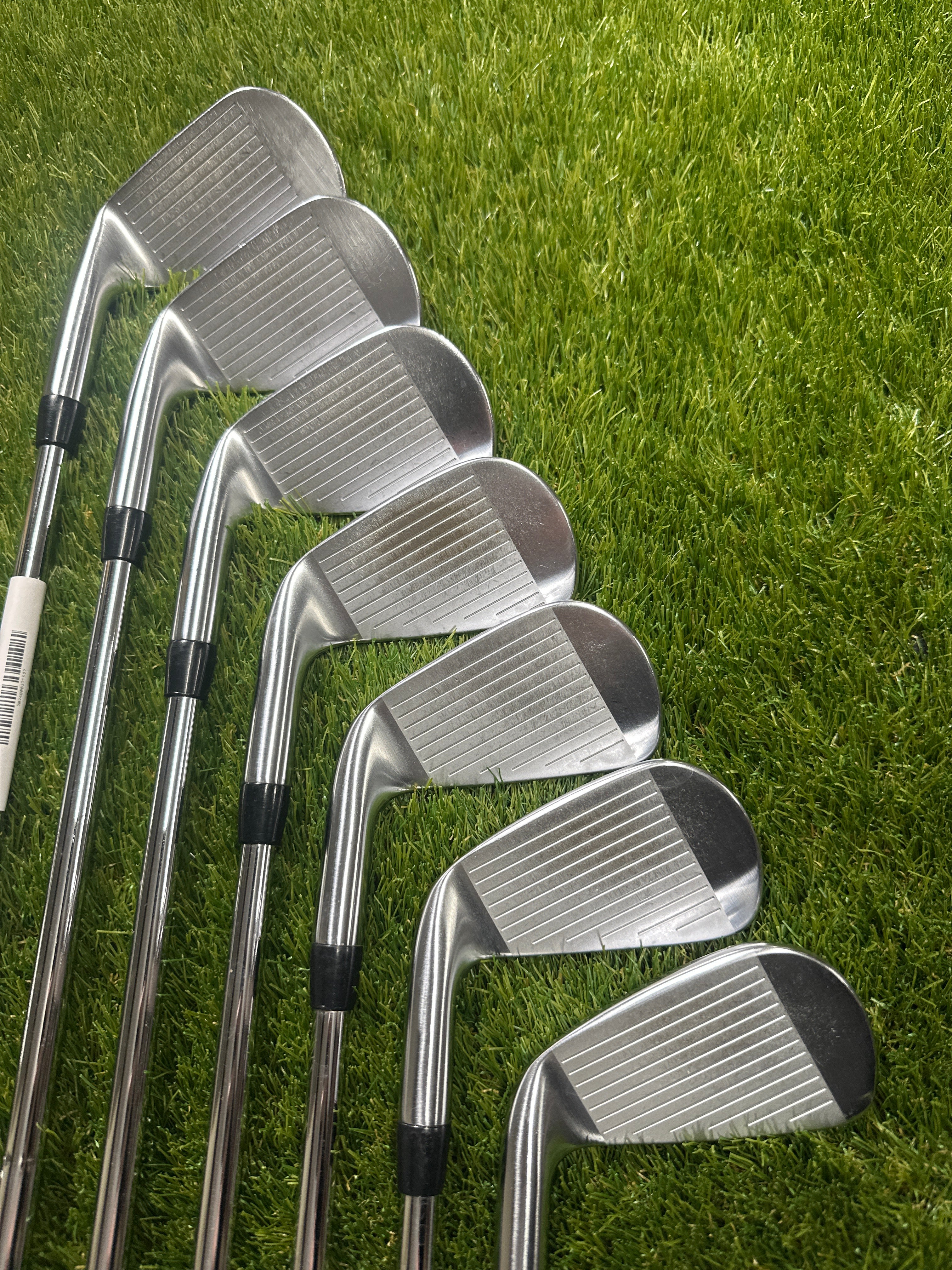 Titleist T100 アイアン　4～P DB7B7C7D-2D60-4DC4-8A80-