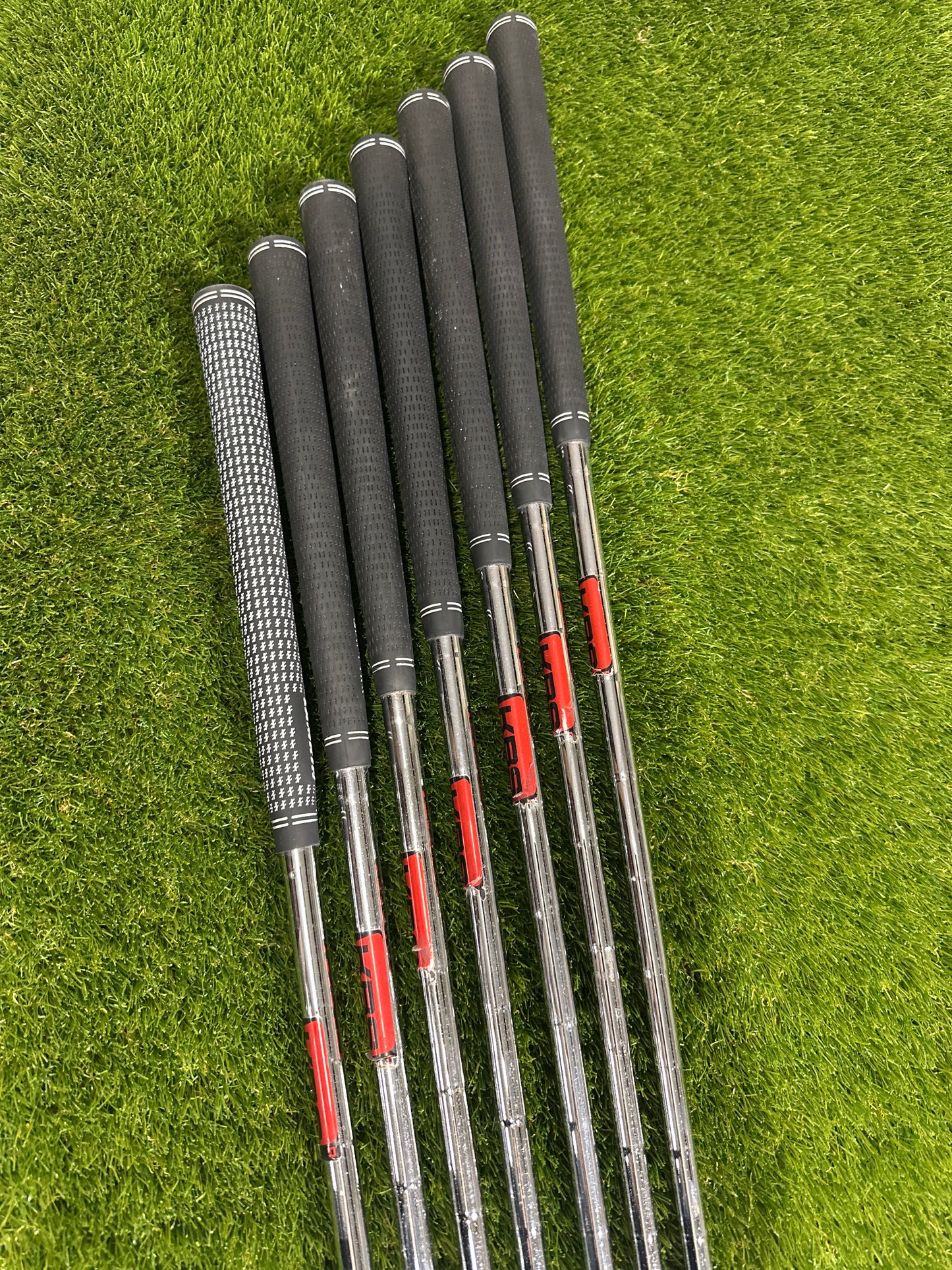 TaylorMade R9 4-PW Irons