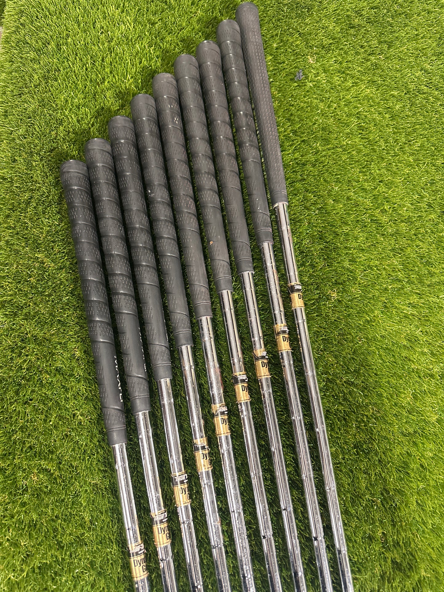 Maxfli Revolution 3-SW Irons