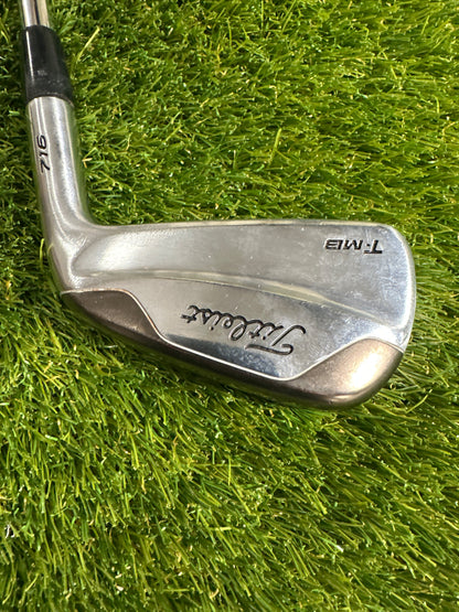 Titleist TMB 716 2 Iron